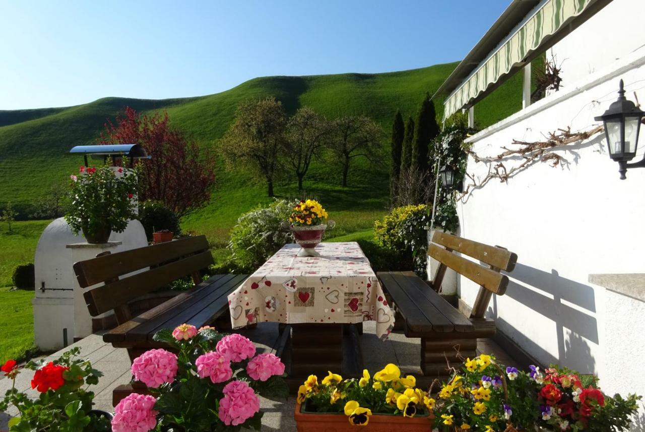 Landhaus Mayr Hotel Wiesing Exterior photo